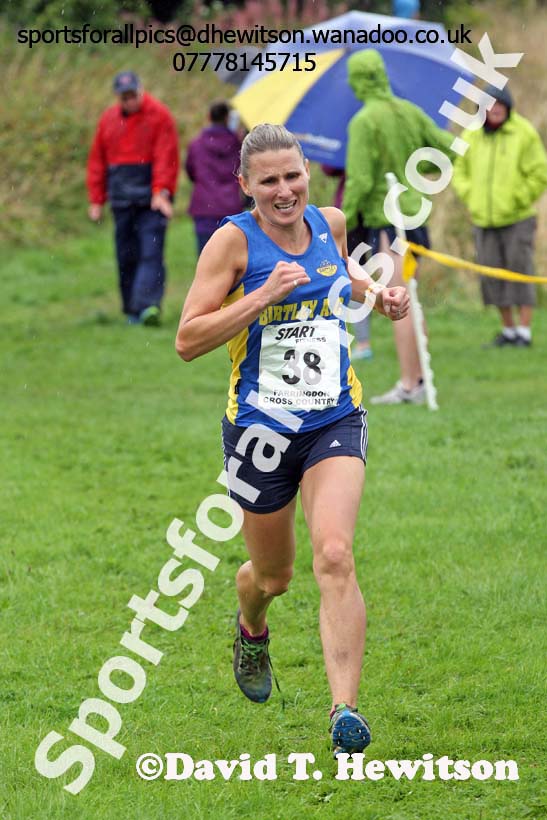 Senior women, Sunderland Harriers Open Cross Counry, Farringdon Park, Sunderland. Photo: David T. Hewitson/Sports for All Pics